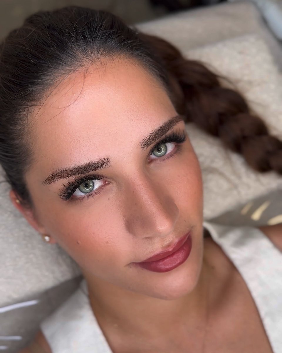Wimpern-Behandlung bei GLAM.INK – Vorschaubild